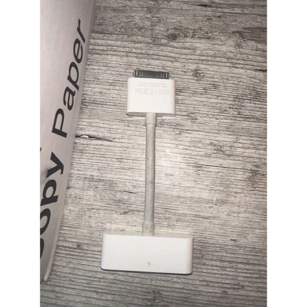Apple 30-pin Digital AV To HDMI ADAPTER 2nd Gen A1422 Genuine